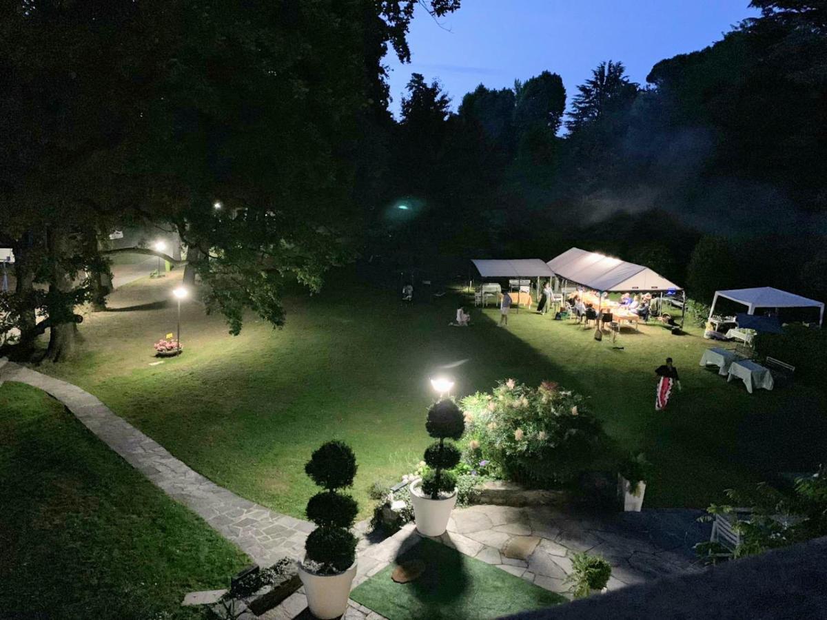 "La Selvetta" Bed And Breakfast Buguggiate Εξωτερικό φωτογραφία