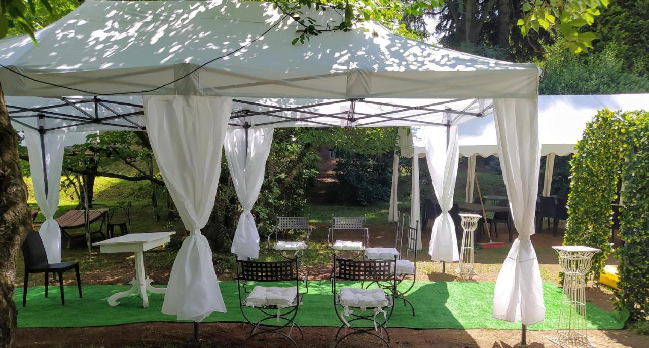 "La Selvetta" Bed And Breakfast Buguggiate Εξωτερικό φωτογραφία