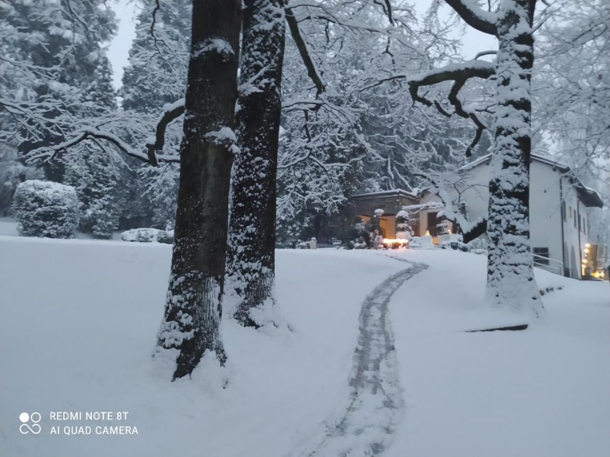 "La Selvetta" Bed And Breakfast Buguggiate Εξωτερικό φωτογραφία