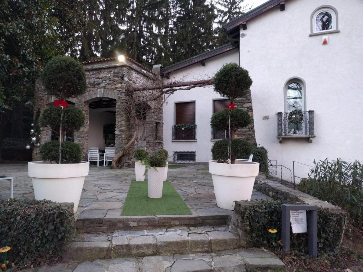 "La Selvetta" Bed And Breakfast Buguggiate Εξωτερικό φωτογραφία