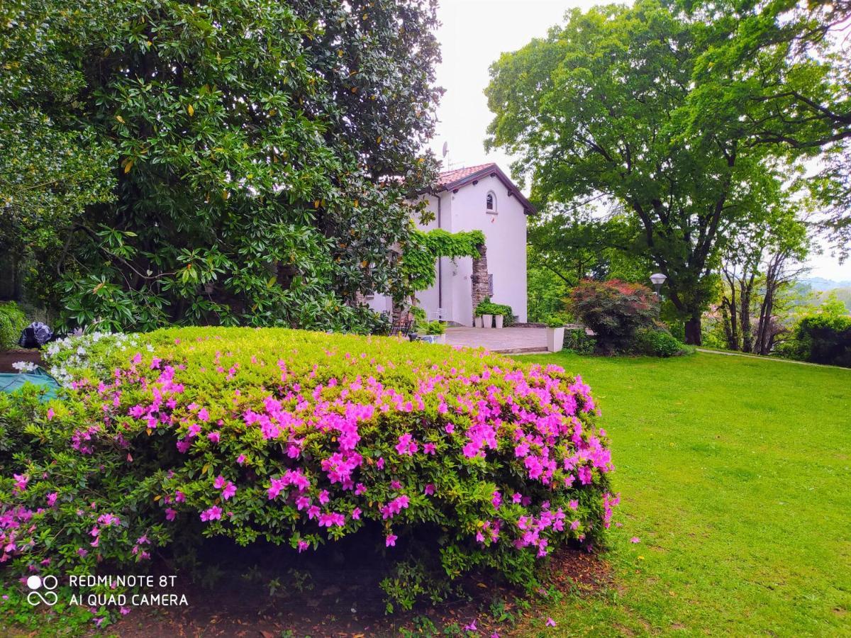 "La Selvetta" Bed And Breakfast Buguggiate Εξωτερικό φωτογραφία